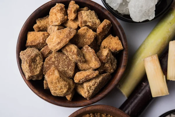 Traditional Sugarcane Jaggery Smooth liquid jaggery, perfect for sweets, desserts, and healthy beverages, rich traditional taste.